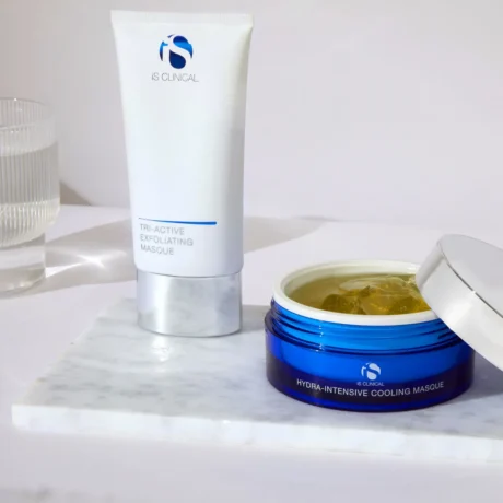 smooth-and-soothe-clinical-facial-32682348740928